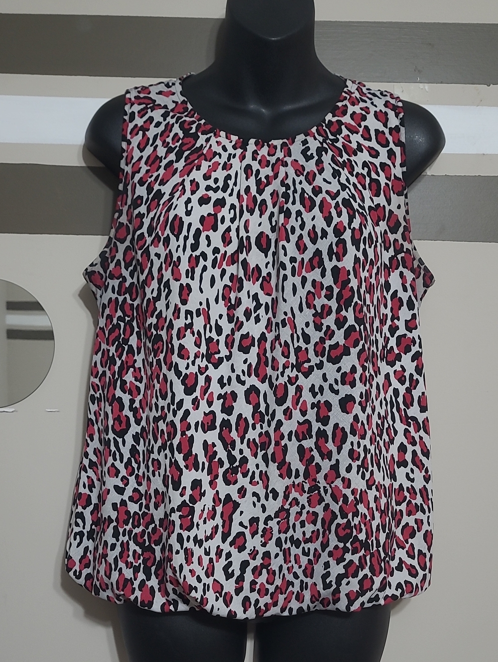 Suzy Shier White Pink/Black/Grey Leopard Print Mesh Lined Sleeveless Top Sz Sm